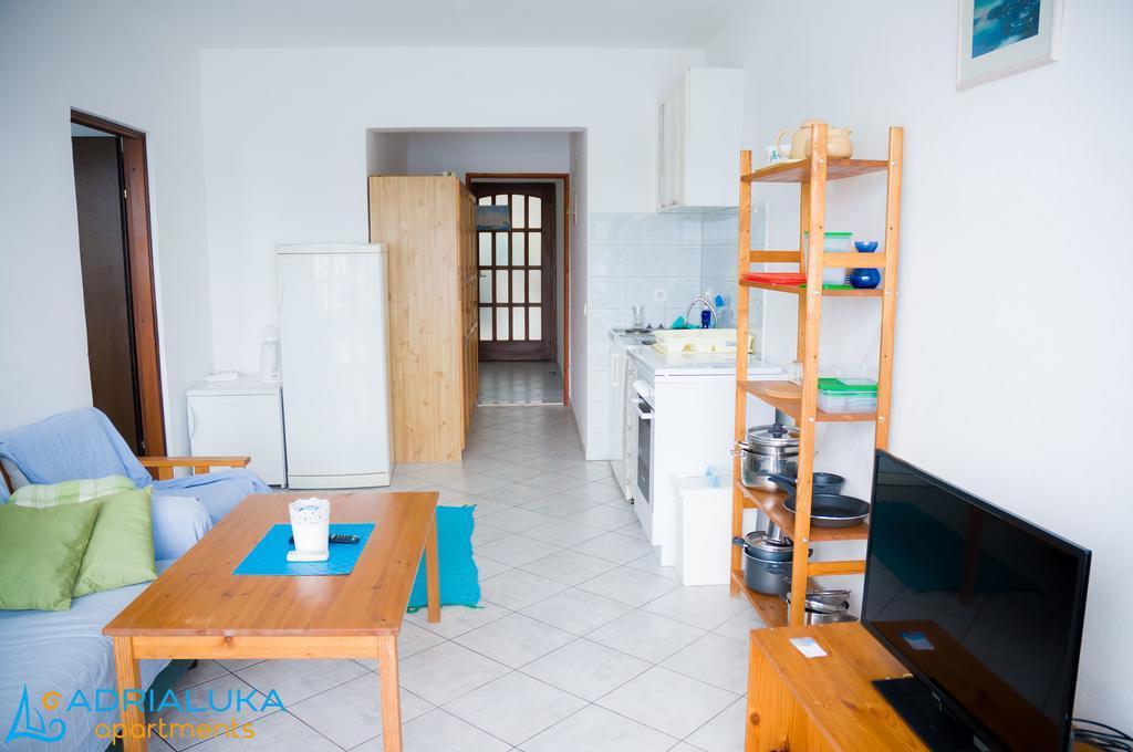 Apartments Adrialuka Dubrava  Extérieur photo