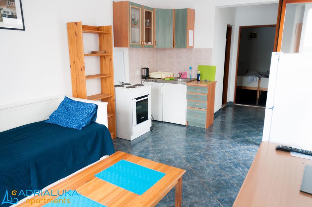 Apartments Adrialuka Dubrava  Extérieur photo